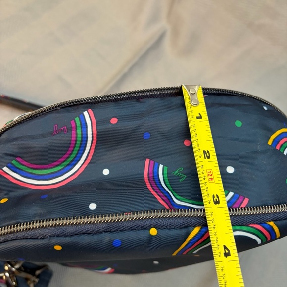 Lug Swivel crossbody adjustable strap with one shoulder strap, removable rainbow - Picture 9 of 14
